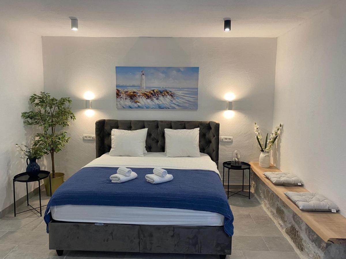 Apartment And Studios Happy Place Hvar Town Exterior foto